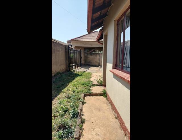 2 BEDROOM HOUSE FOR SALE IN NATURENA
